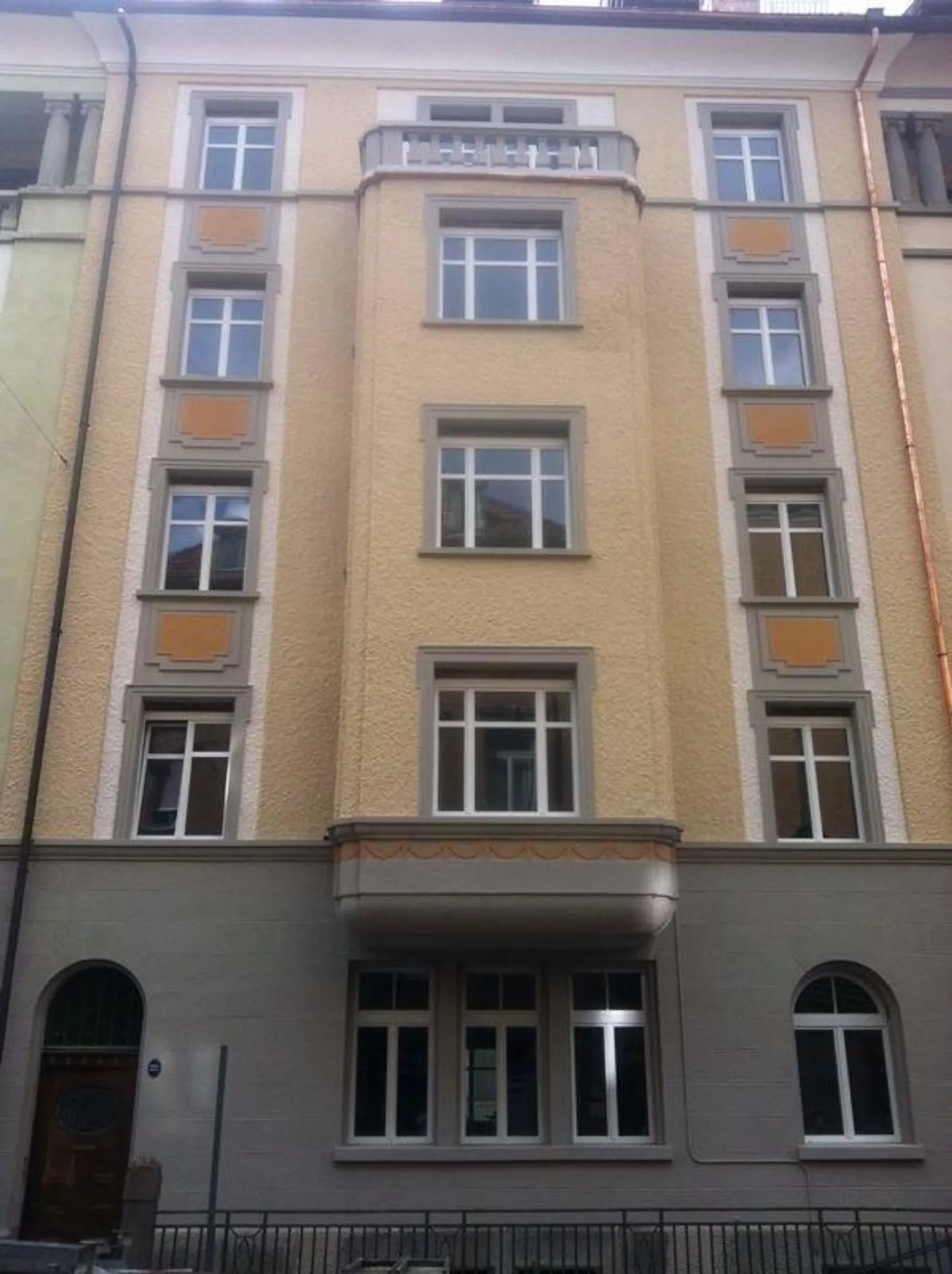 Completely Renovated 4.5-Room Art Nouveau Apartment - 4th Floor - Photo 1 of 30