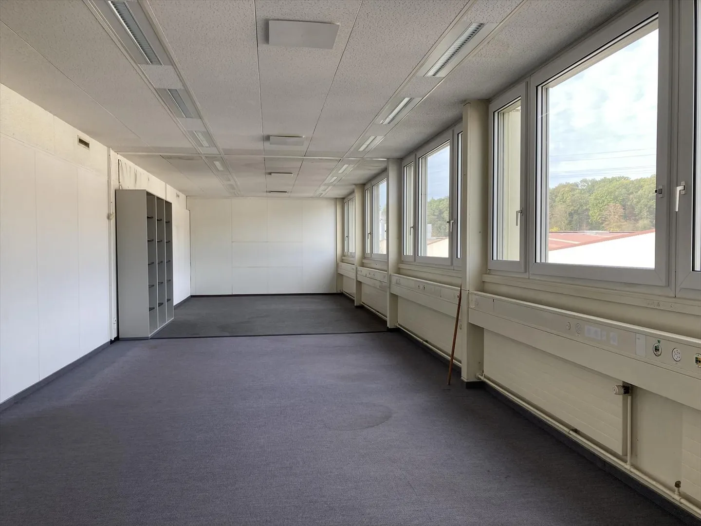 Büroflächen in geschäftigem Logistikindustriequartier - Foto 3 von 3