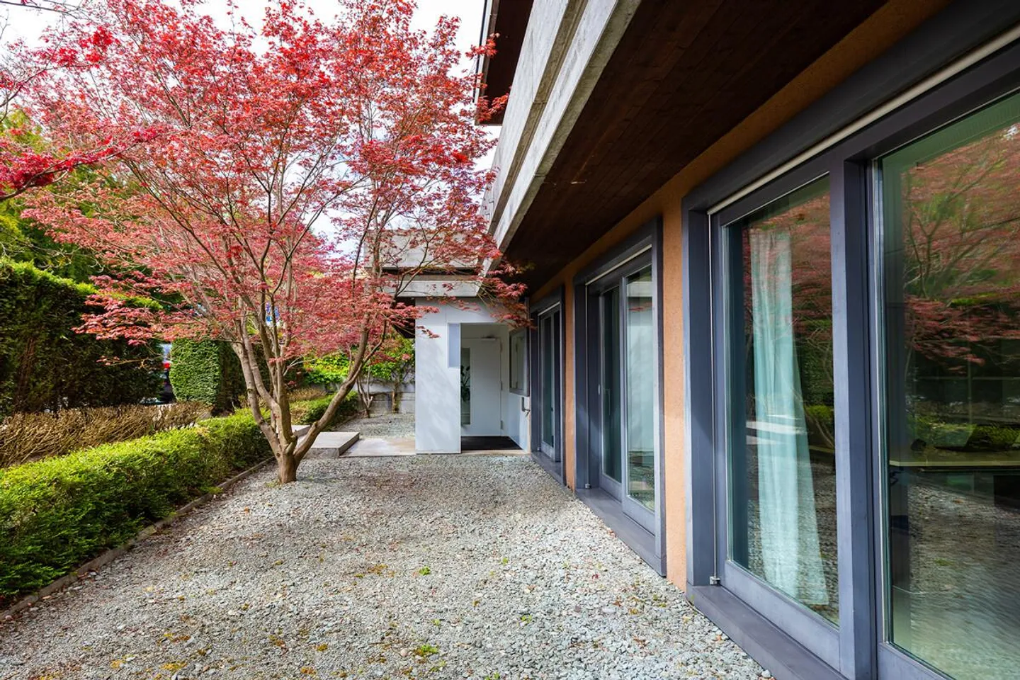 Zürichberg : Maison d'atelier avec de nombreuses possibilités - Photo 2 sur 6