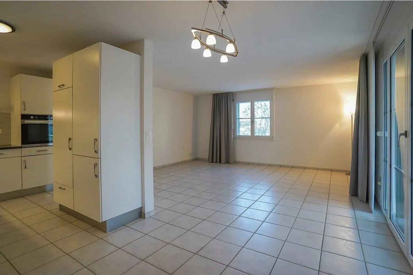 Appartamento 4½ stanze attraente e pratico - Foto 3 di 13