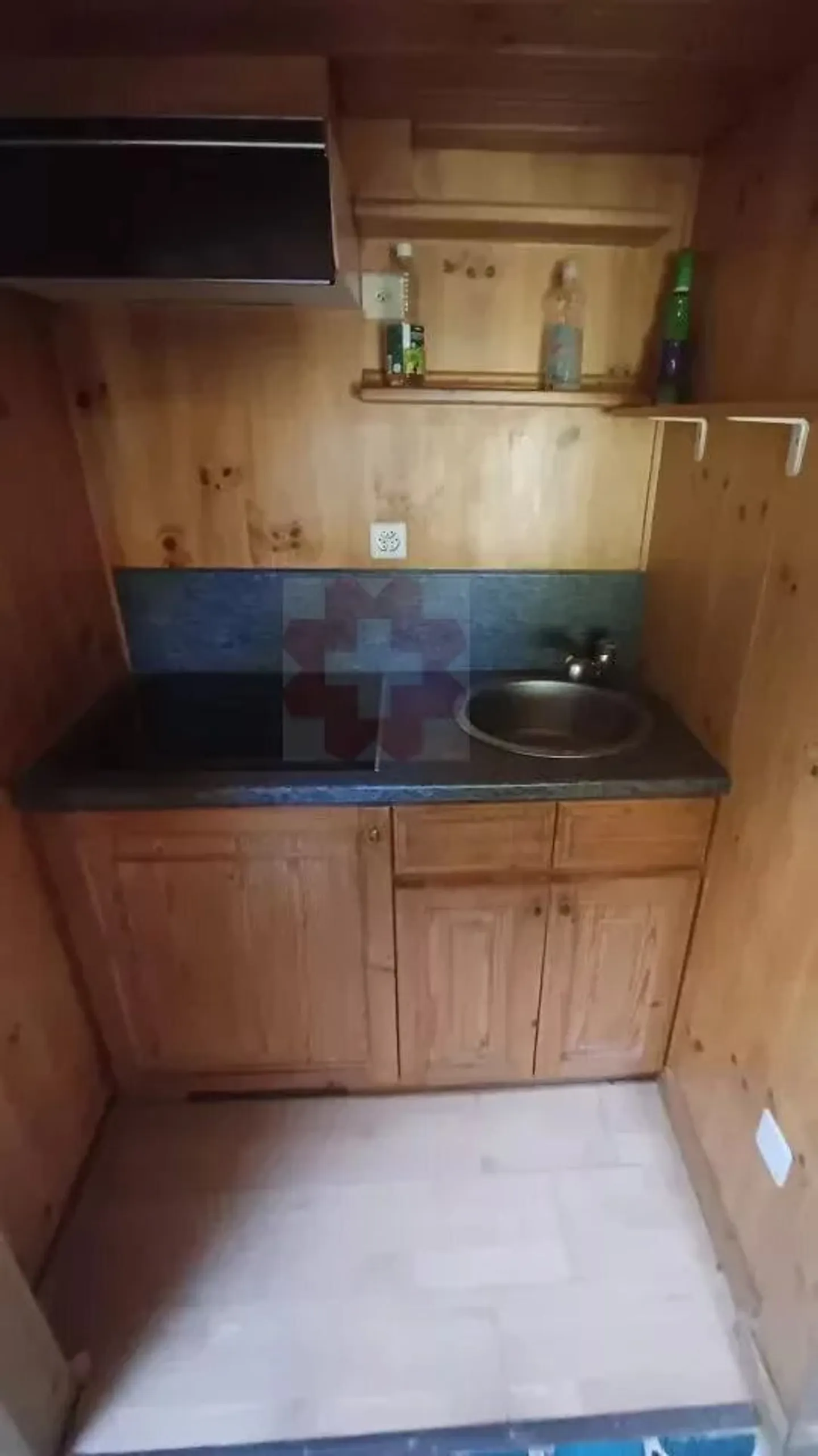 Very rare Mazot from the Cerisier Plan period - Photo 9 of 10