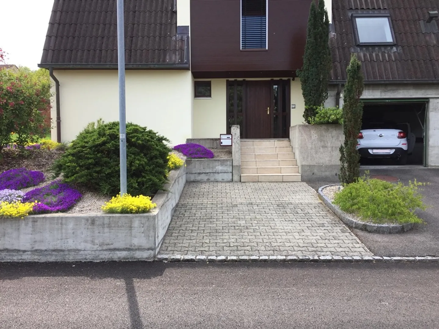 Villa Familiale Élégante à Rossemaison - Photo 3 sur 13