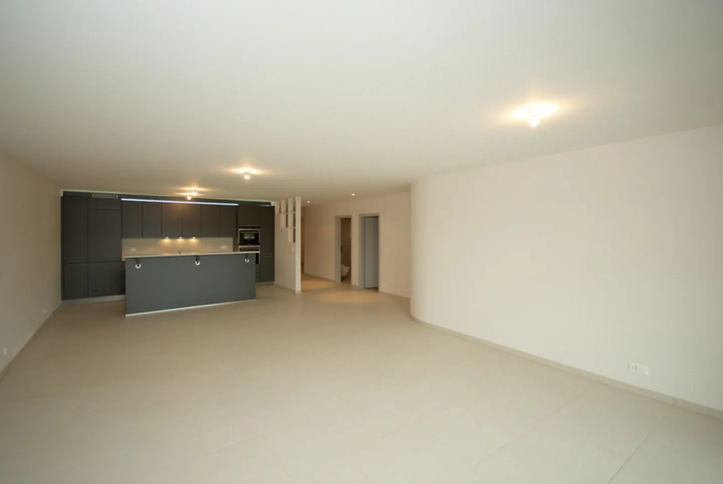 Appartamento di 5,5 vani - Foto 2 di 12