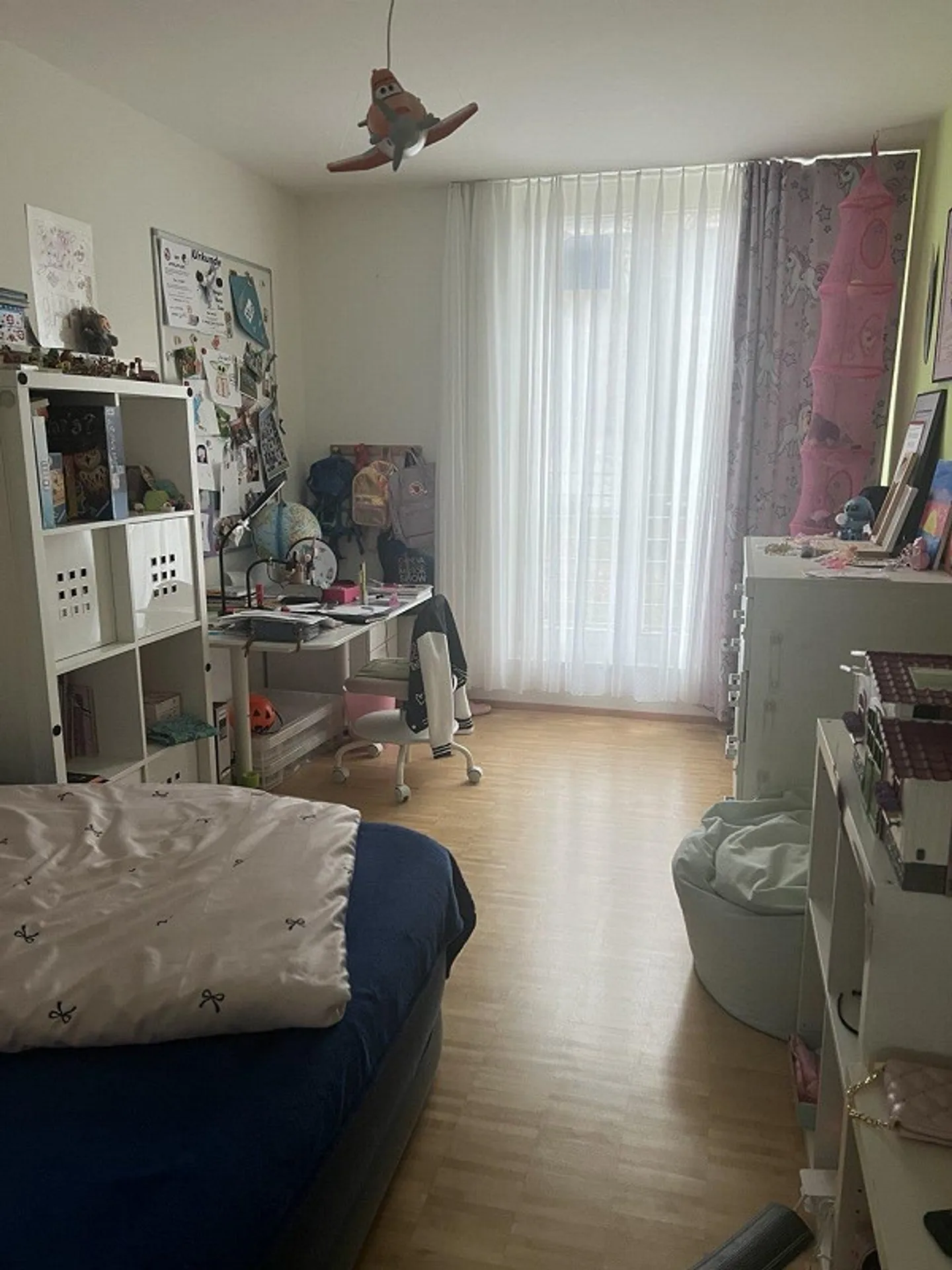 Ampio appartamento di 6,5 locali con balcone a Therwil - Foto 2 di 10