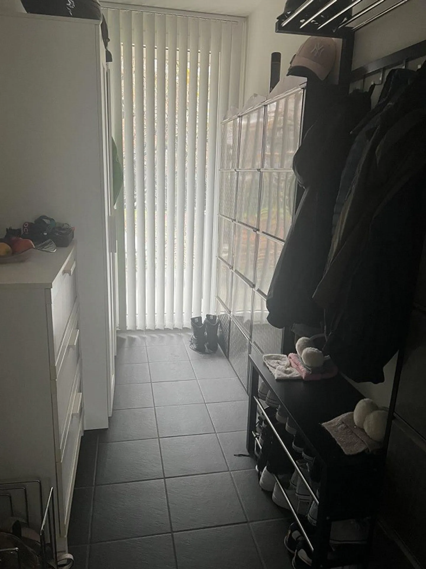 Ampio appartamento di 6,5 locali con balcone a Therwil - Foto 10 di 10