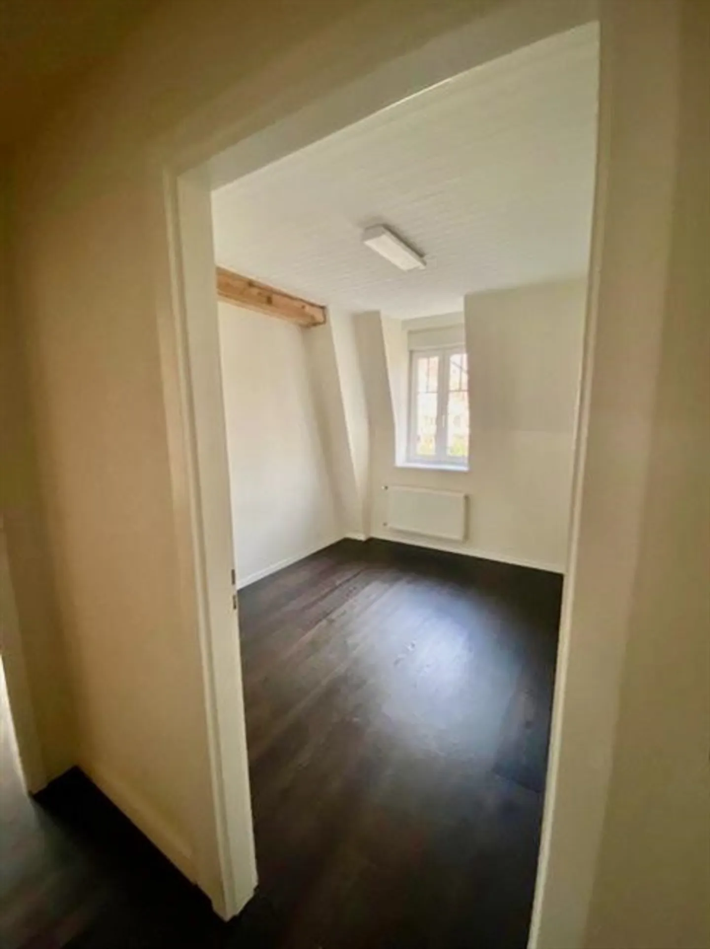 Charming Maisonette in a Classic Building - Photo 5 of 8