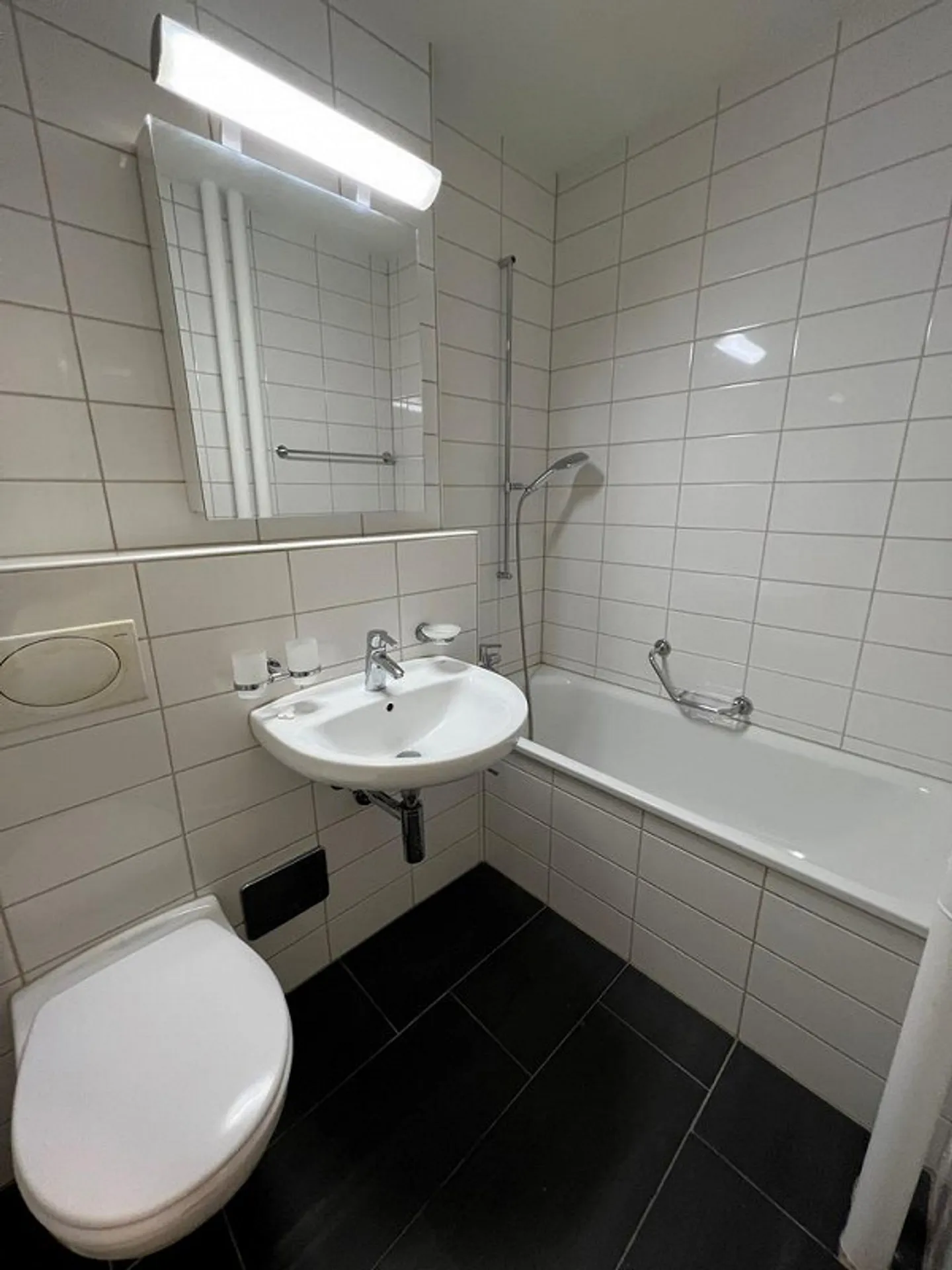 Geräumiges Studio in St. Johann - Foto 3 von 5