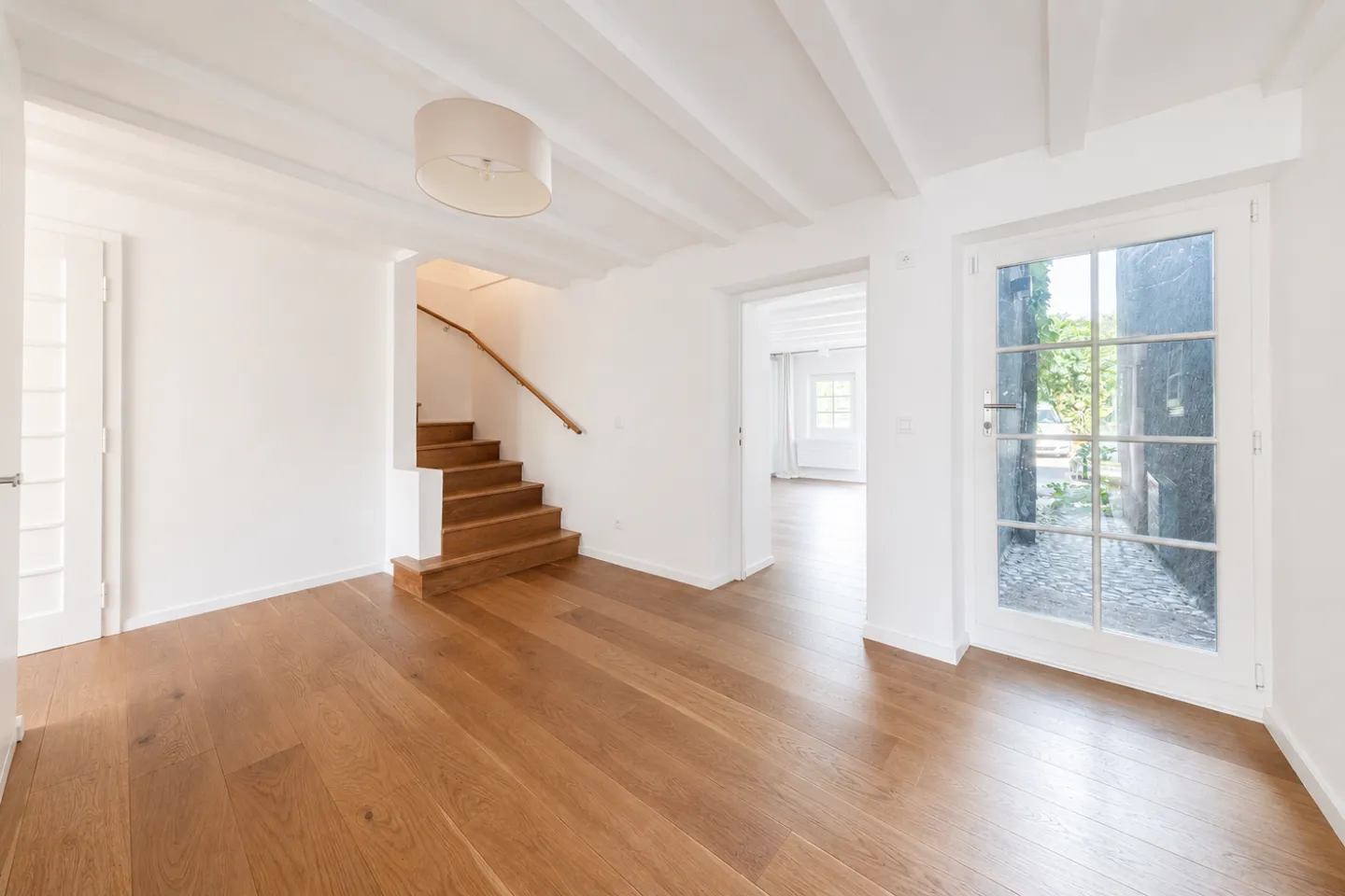 6-Zimmer-Haus - Foto 3 von 13