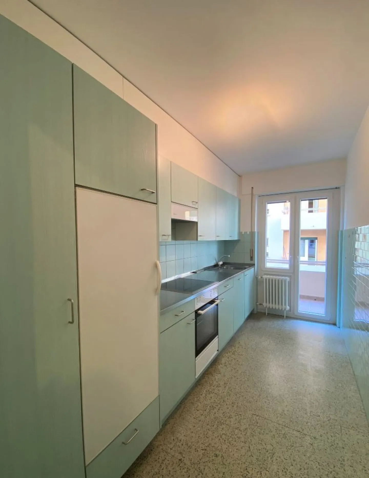 3 Rooms in Strategic Location - Photo 3 of 5