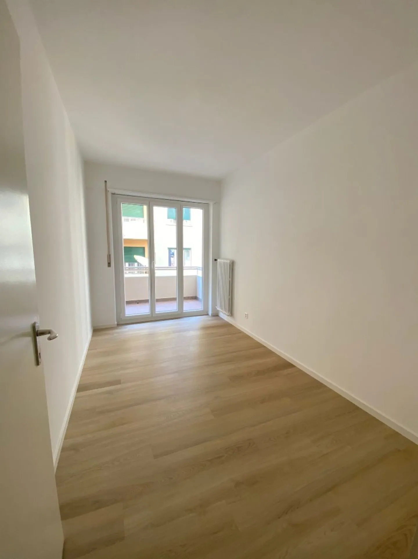 3 Rooms in Strategic Location - Photo 4 of 5