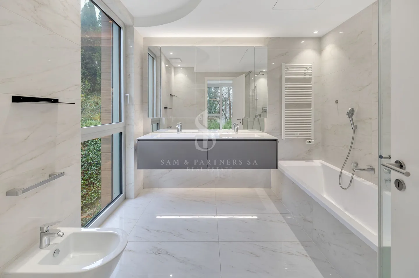 Privatsphäre und Komfort - Foto 12 von 18