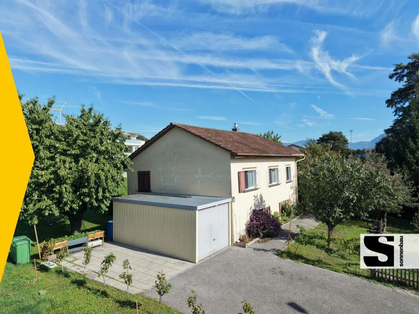 3.5 Zimmer Einfamilienhaus mit privatem Gartenbereich - Foto 1 di 7