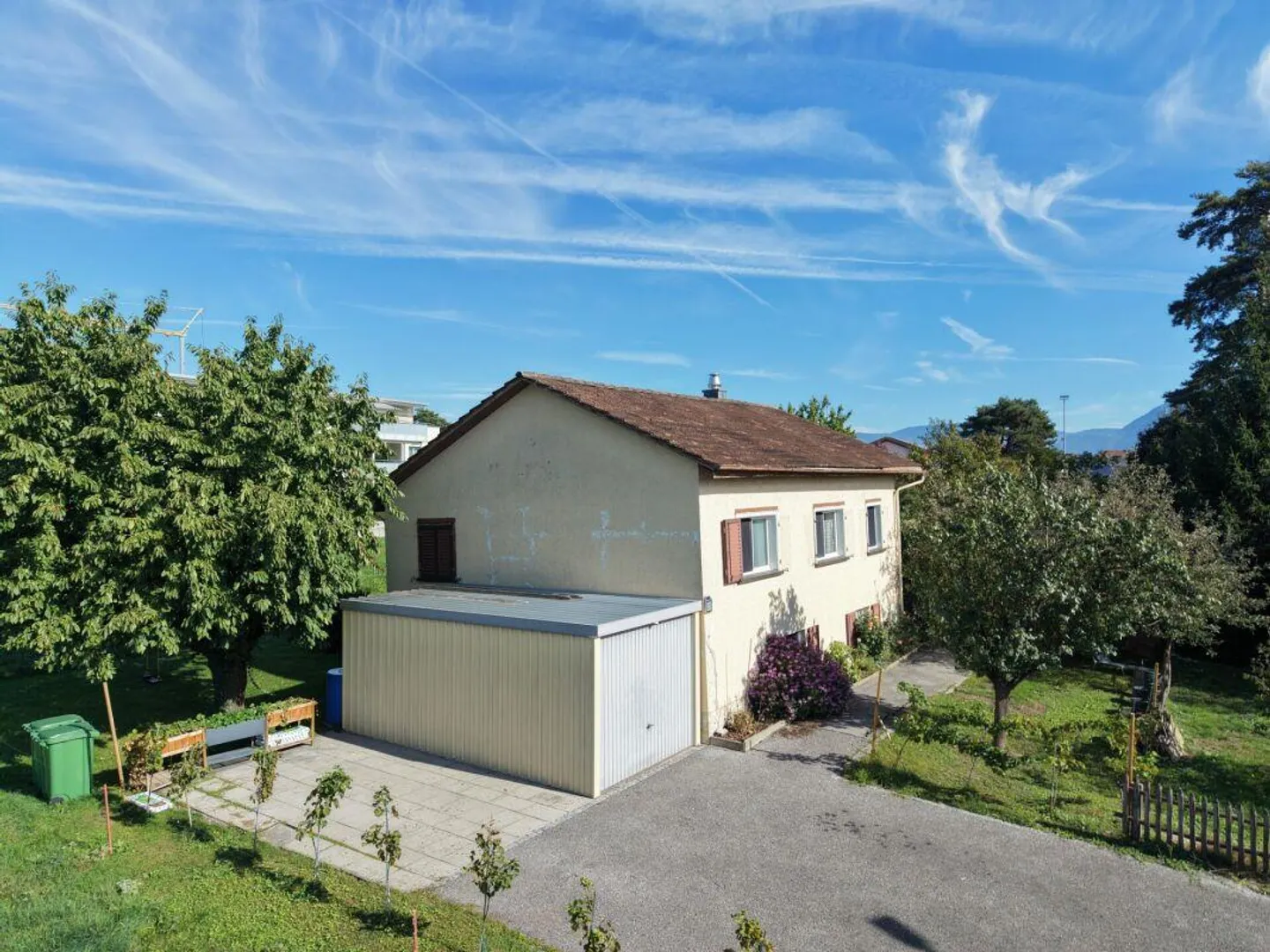3.5 Zimmer Einfamilienhaus mit privatem Gartenbereich - Foto 2 di 7