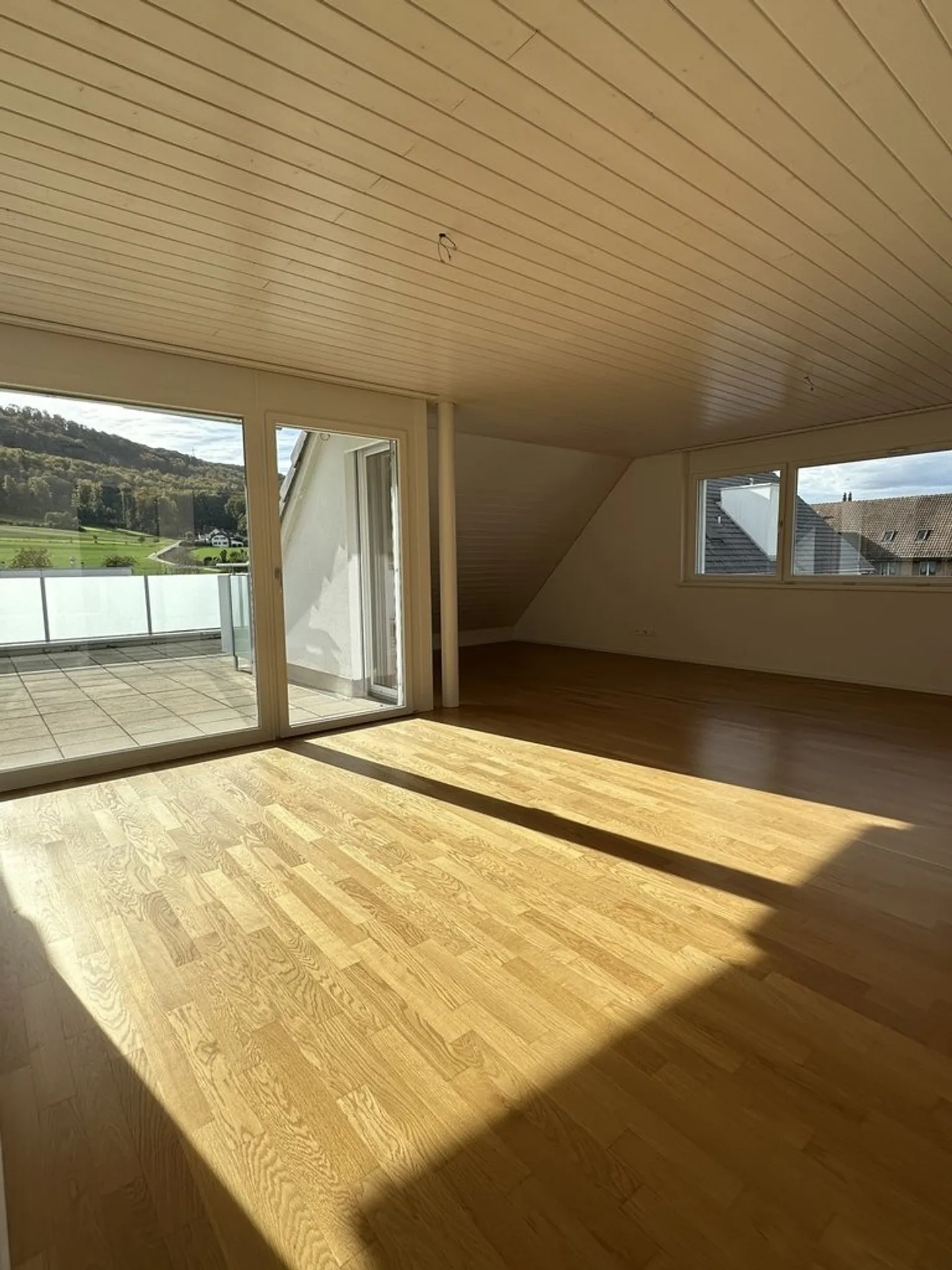 Appartamento in affitto - Foto 2 di 9