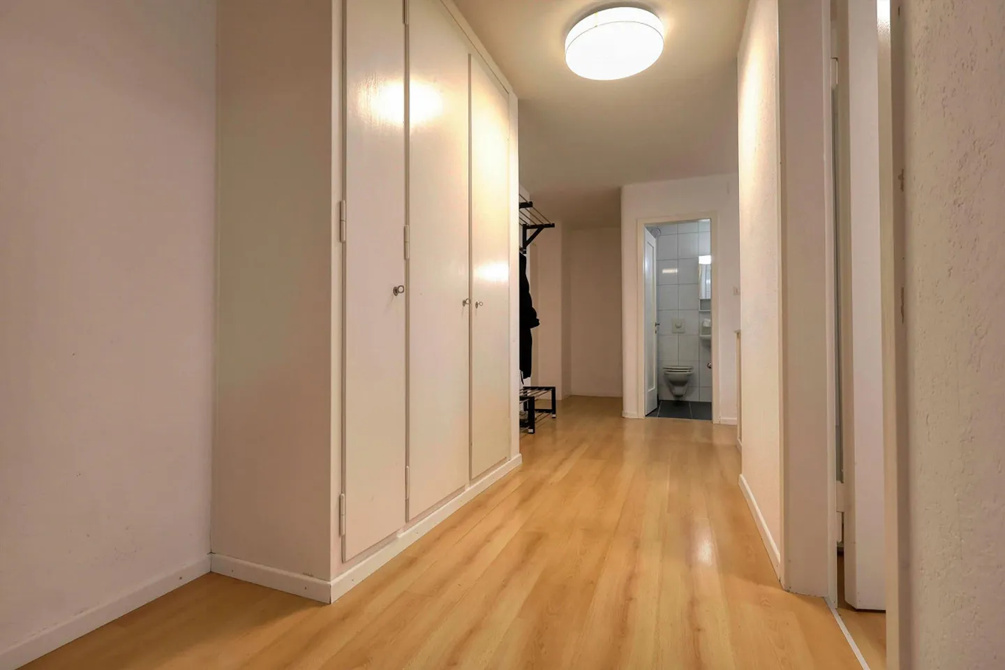 Coliving moderne dans le quartier animé de Zurich Oerlikon - Photo 11 sur 17