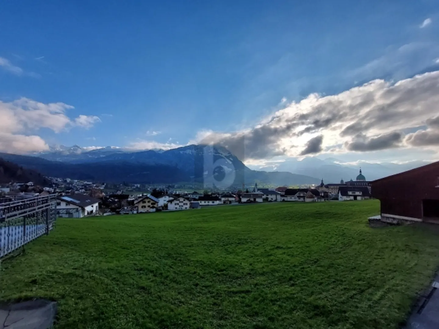 COZY WITH FANTASTIC MOUNTAIN VIEW - Photo 1 of 6