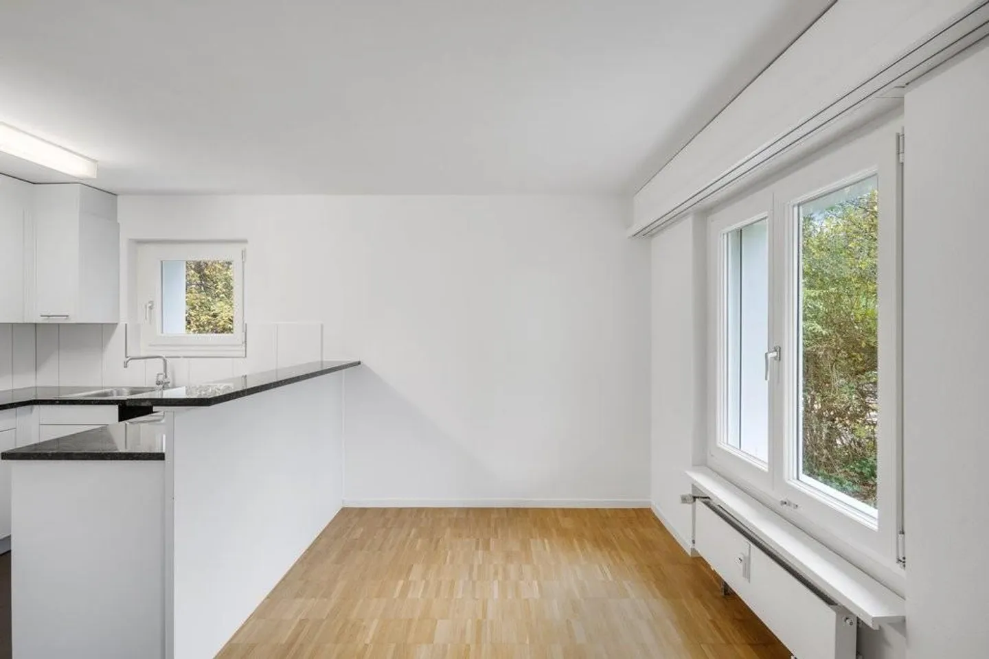 Quiet residential area in the green - Photo 4 of 9