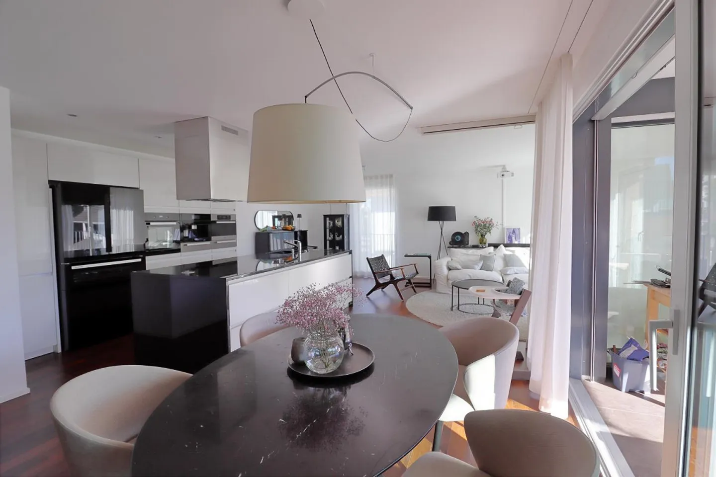 Luxuriöse Wohnung mit Seesicht - Foto 4 von 11