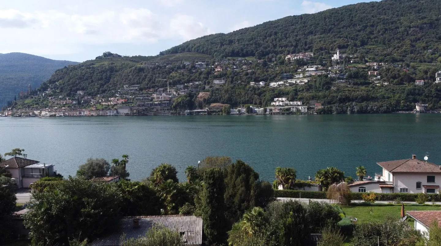 Terreno edificabile con vista spettacolare sul lago e sulle montagne - Foto 7 di 7