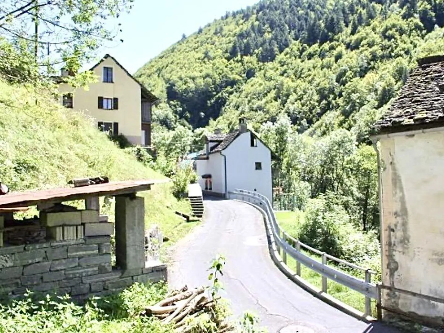 5 1/2-Room Single-Family House with Garden Seating Area - Photo 25 of 31