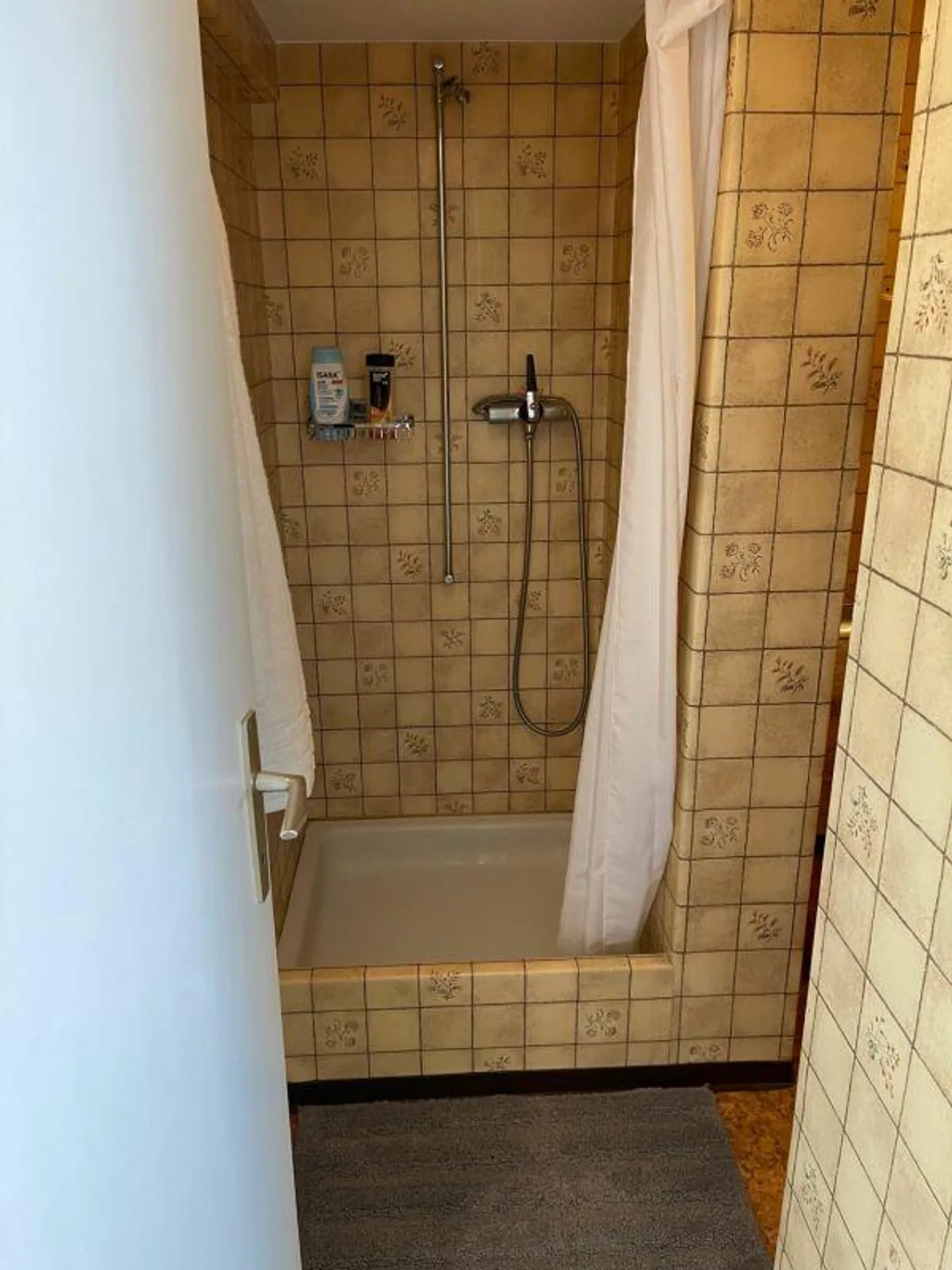 Gemütliche 1.5 Zi-Dachwohnung zu vermieten - Foto 4 von 6