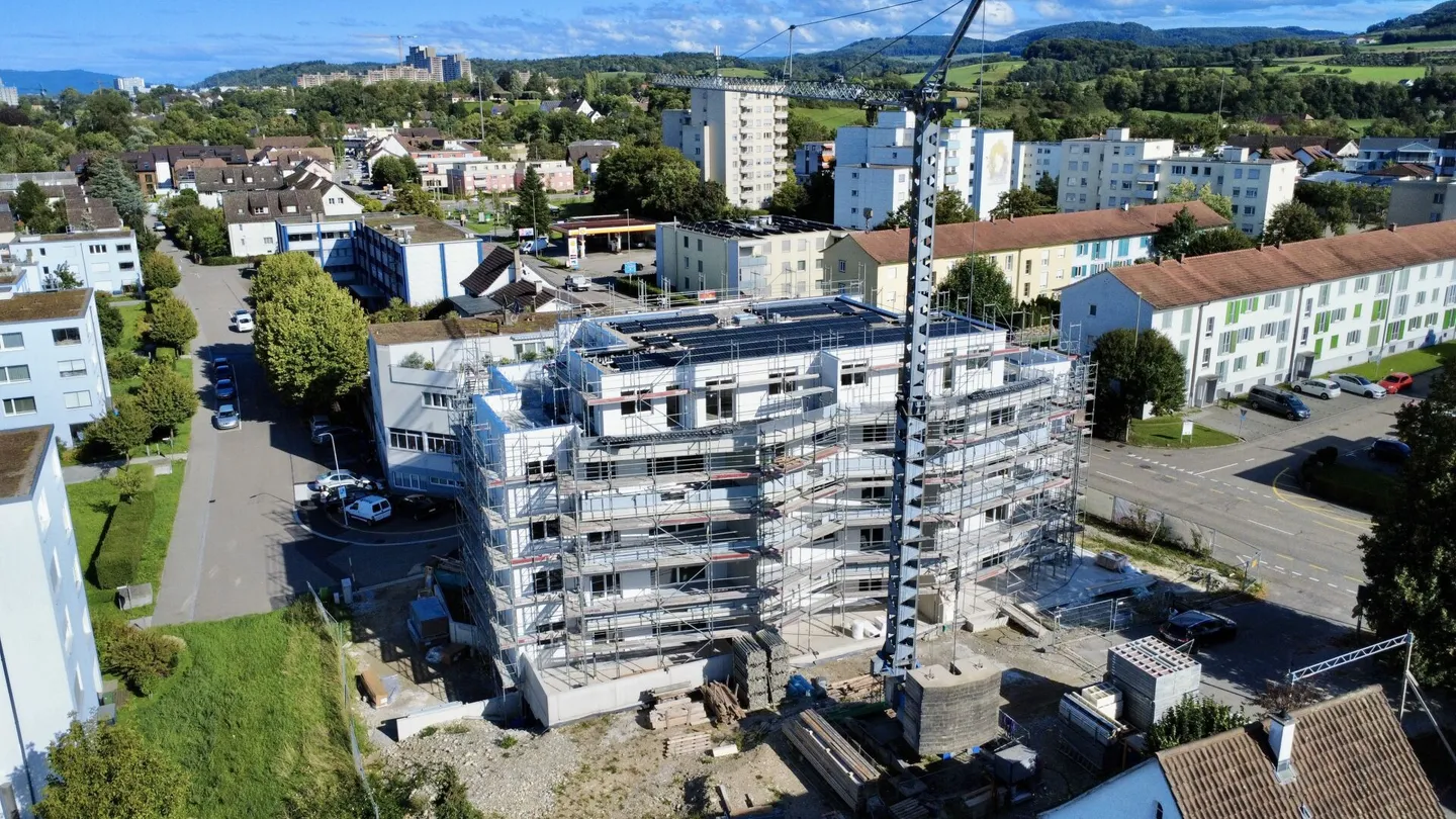 Vivere moderno al 1° piano 3,5 stanze con terrazza - Foto 2 di 11