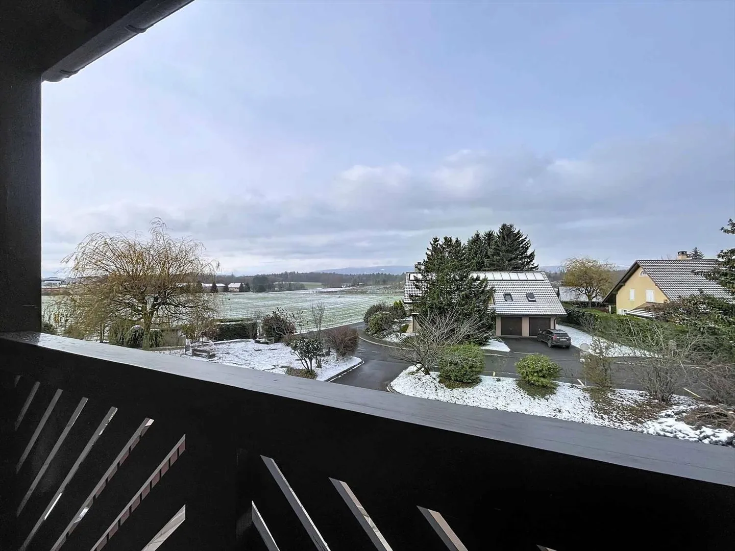 Casa a schiera con potenziale in un ambiente residenziale e familiare - Foto 7 di 9