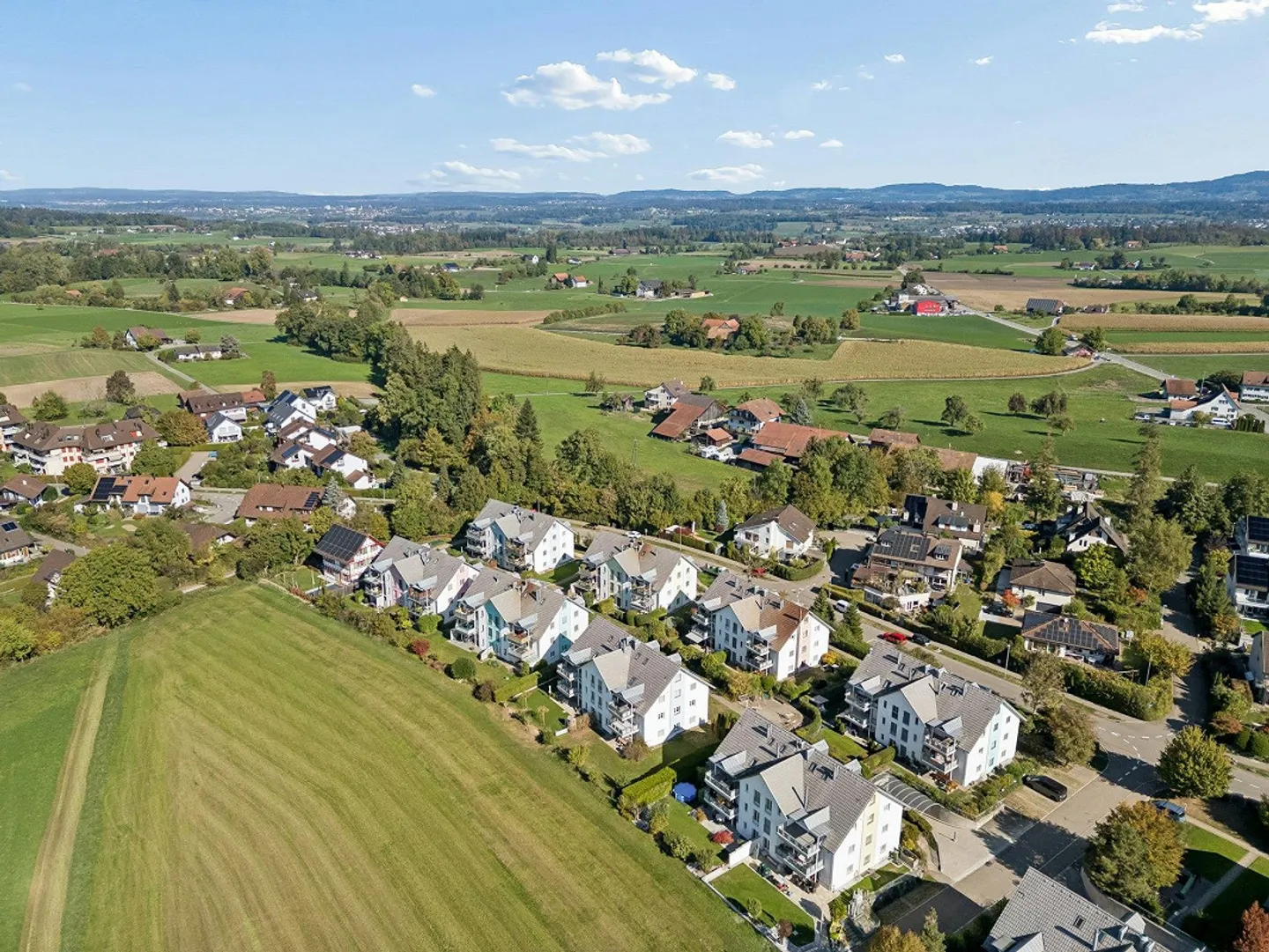 Wohnen mit Weitblick - grosszügige 5.5-Zimmer-Maisonettewohnung mit... - Foto 2 di 13