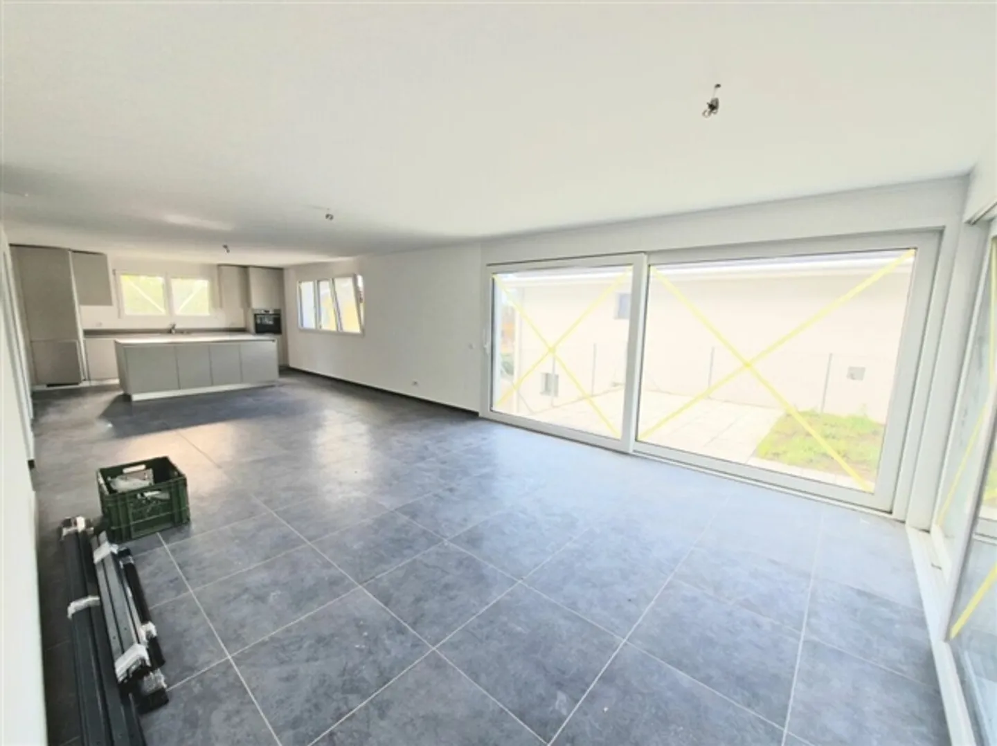 FOR SALE IN CUGNASCO - NEW 5.5-ROOM SINGLE-FAMILY HOUSE WITH PRIVATE GARDEN - Photo 10 of 20