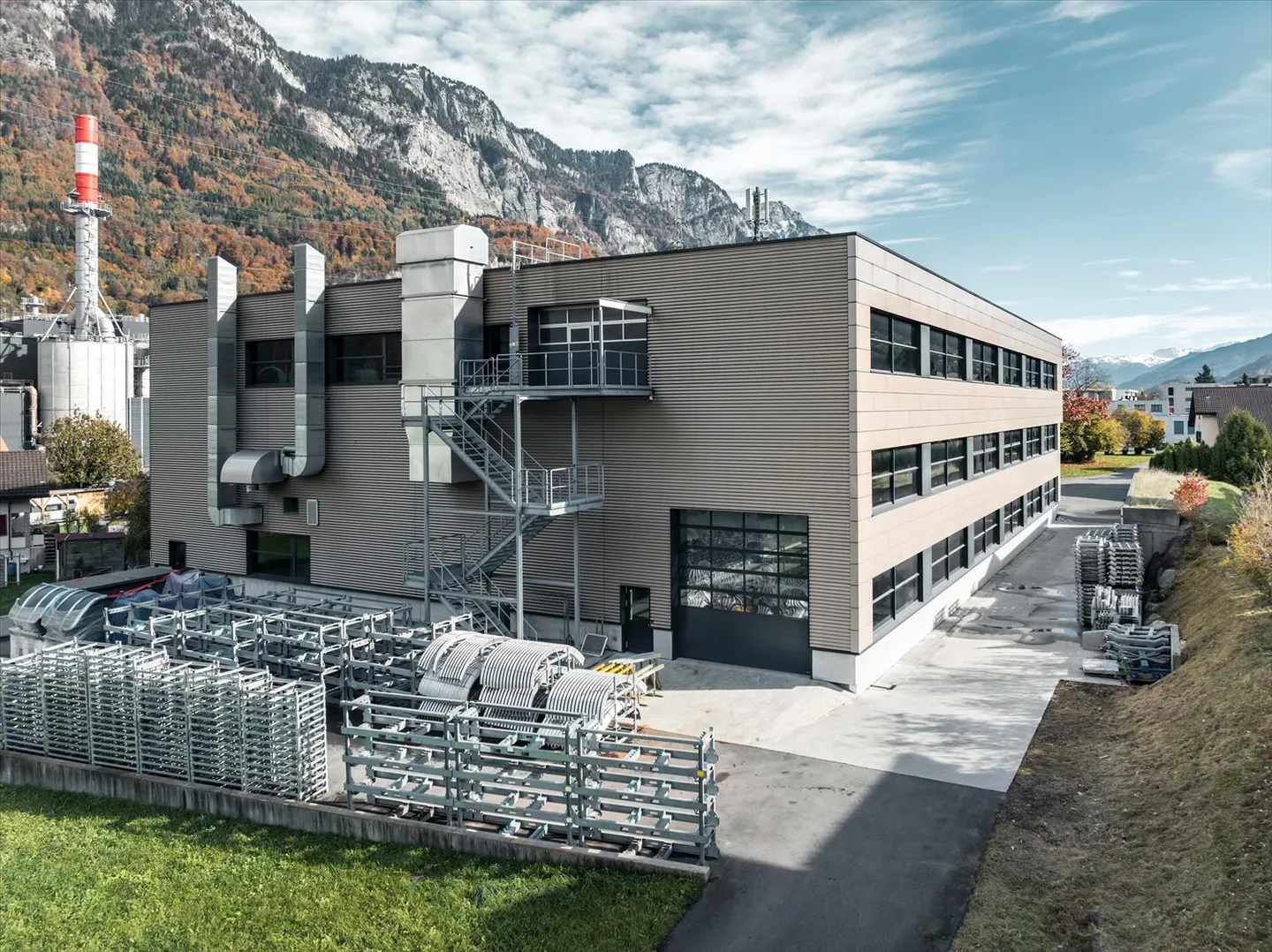 Attraktive Industrie- und Gewerbeflächen in Flums - Foto 3 von 11