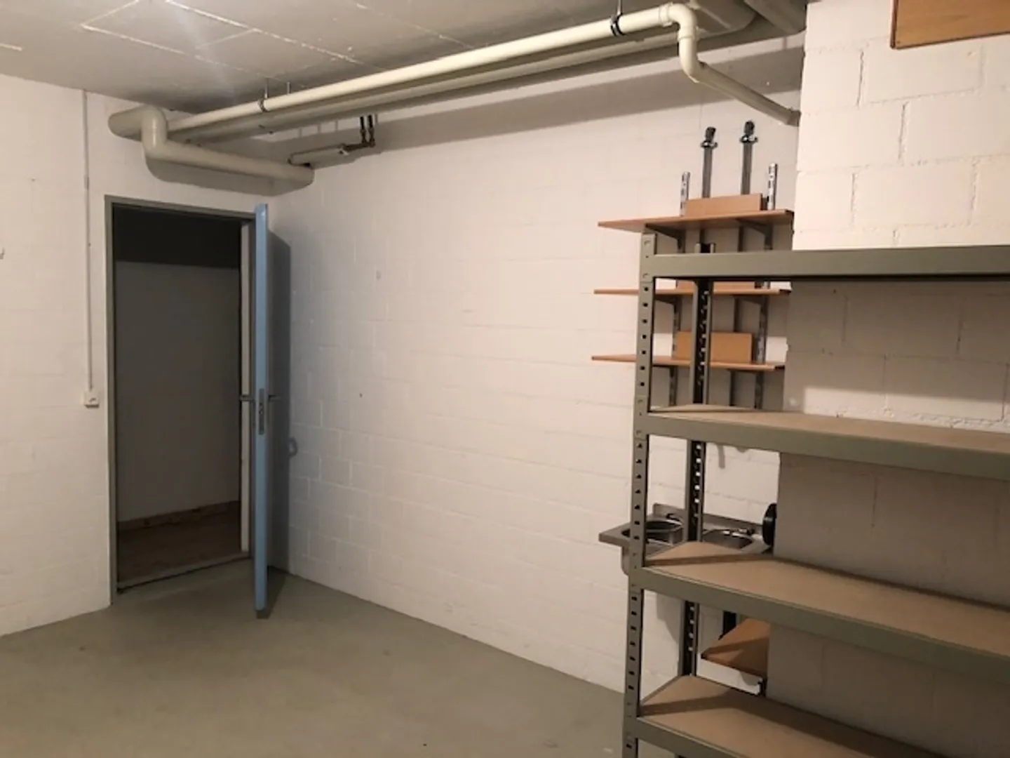 Stanza di stoccaggio/Sala di prova Musica - Foto 1 di 1