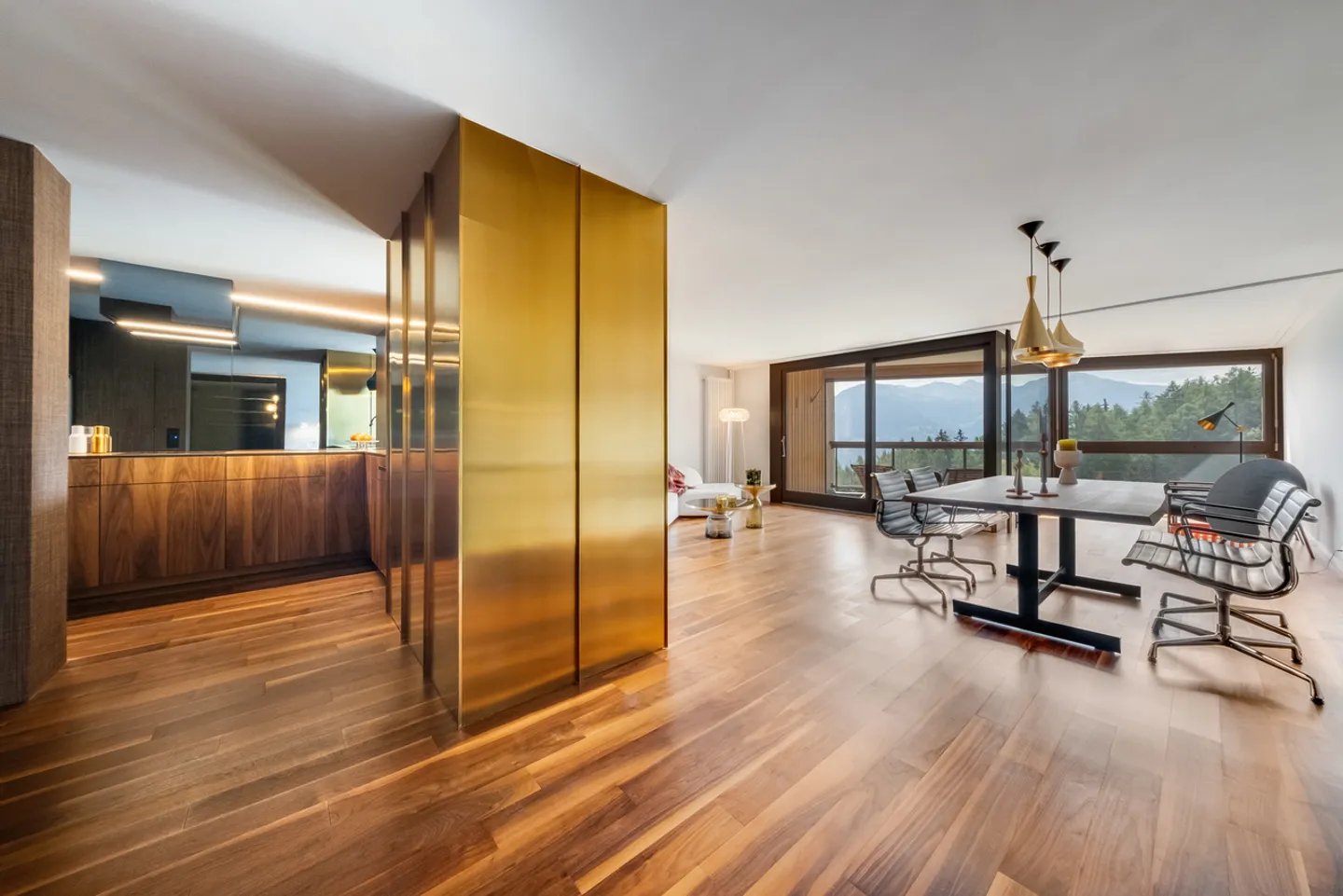 LUXURY APARTMENT - NEAR THE CENTER - PARKING - EXCLUSIVE - Photo 5 of 16