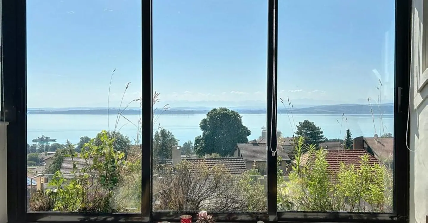 Appartement avec vue panoramique - Photo 2 sur 9