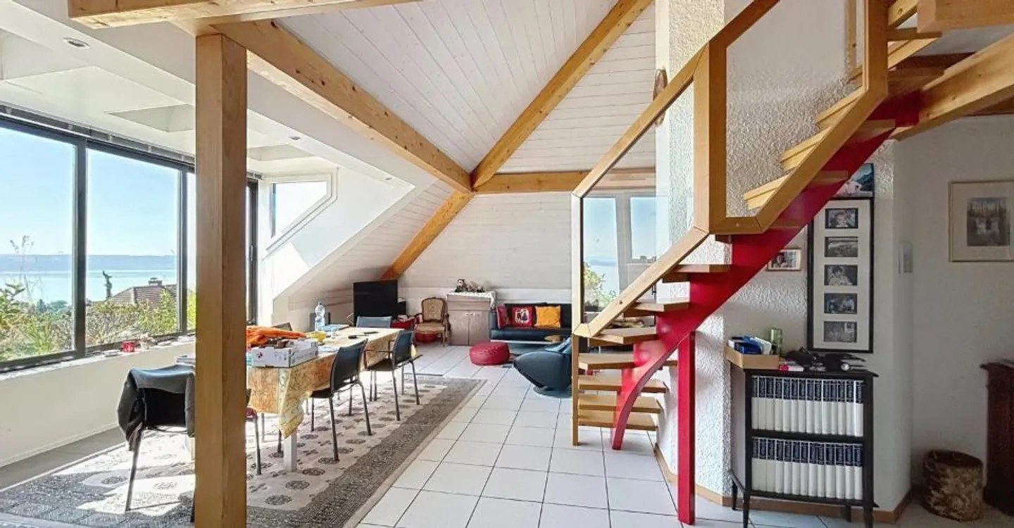 Appartement avec vue panoramique - Photo 3 sur 9