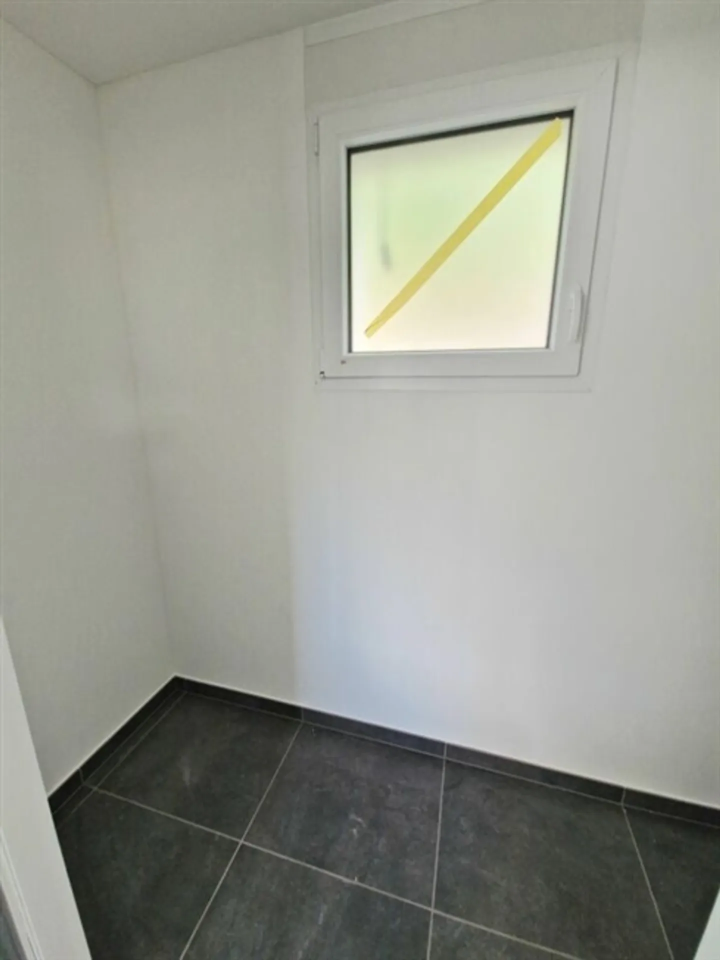 FOR SALE IN CUGNASCO - NEW 5.5-ROOM SINGLE-FAMILY HOUSE WITH PRIVATE GARDEN - Photo 14 of 20