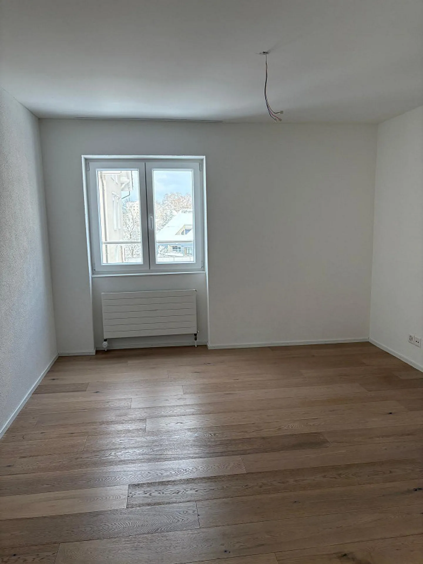 Frisch renovierte 2.5 Zimmerwohnung - Foto 3 von 6