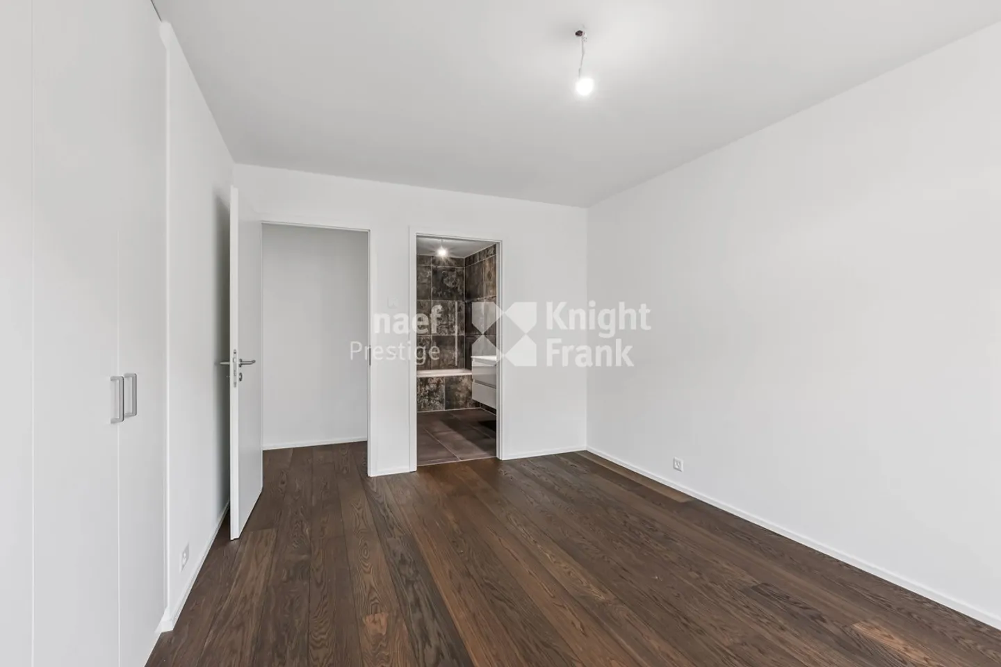 Appartamento moderno con terrazza - Foto 5 di 9