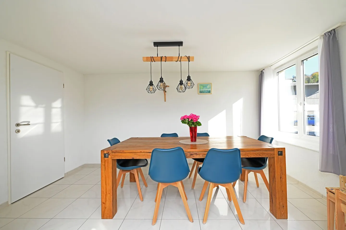 Multi-family house in a beautiful location with a large plot - Photo 9 of 13