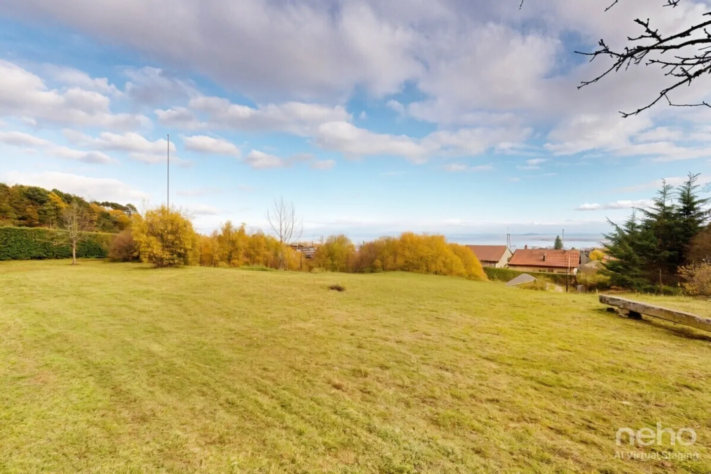 Maison avec vue sur le lac, jardin de 809 m² et beaucoup de potentiel de rénovation - Photo 3 sur 12