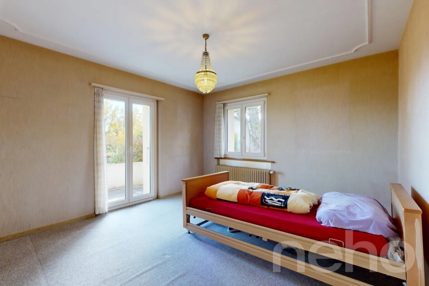 Maison avec vue sur le lac, jardin de 809 m² et beaucoup de potentiel de rénovation - Photo 9 sur 12