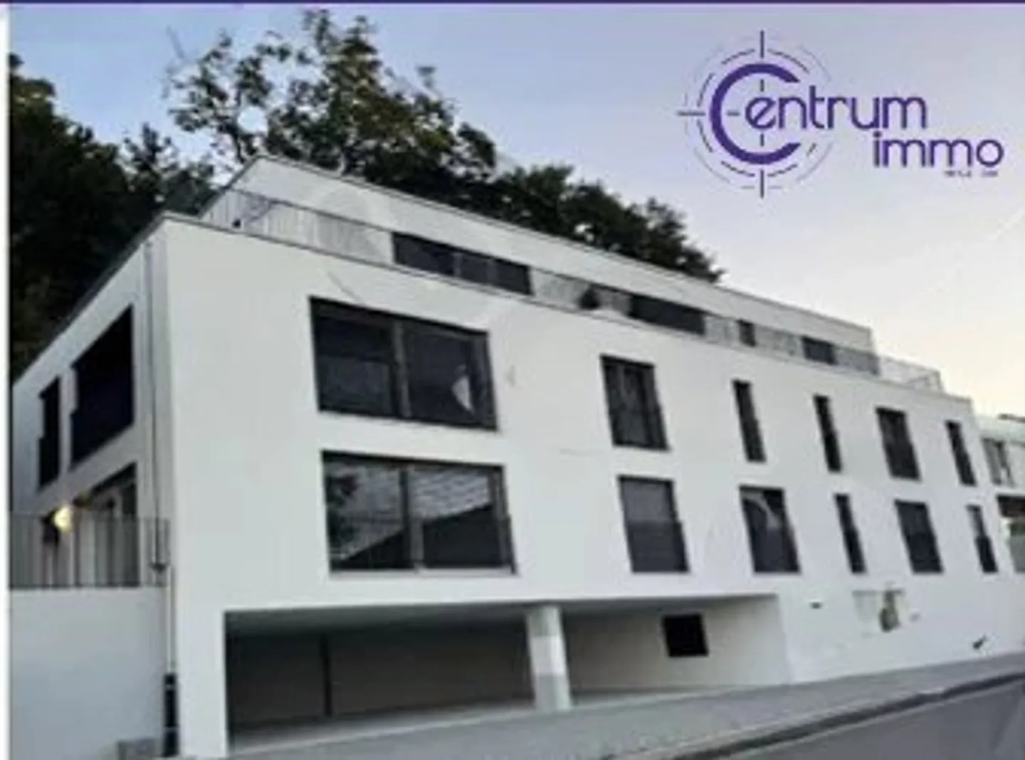 Edificio misto - Foto 1 di 13