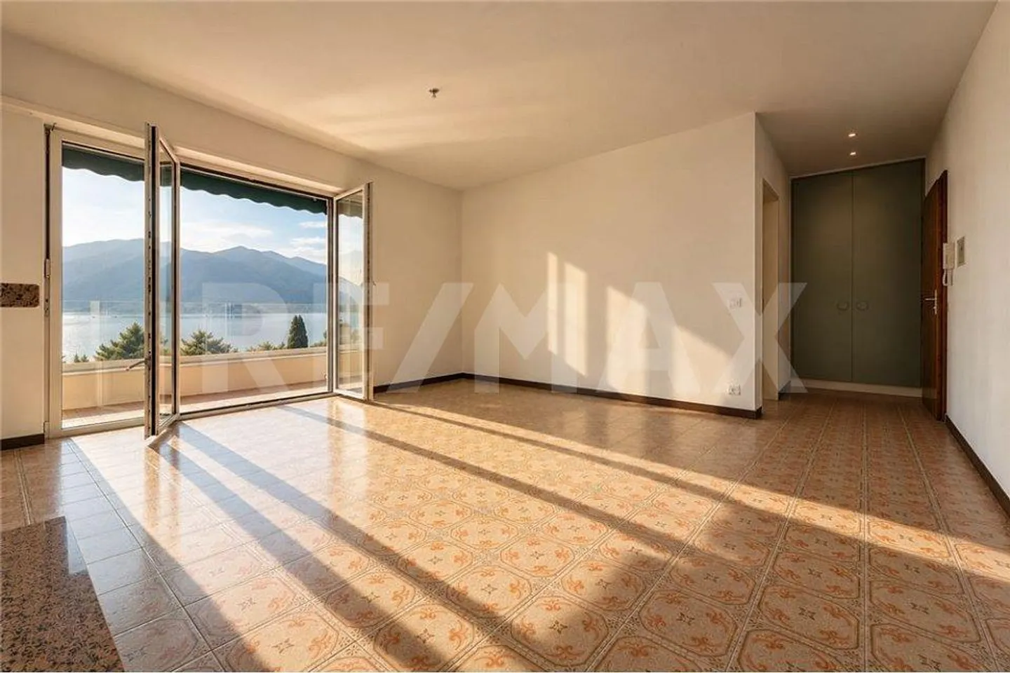 Charmante Wohnung mit Seeblick - Foto 4 von 11
