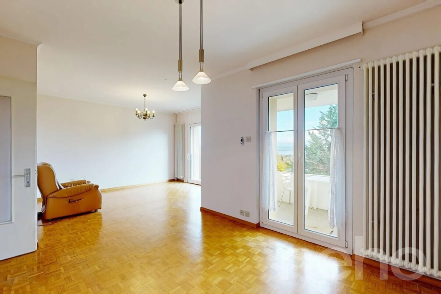 Maison avec vue sur le lac, jardin de 809 m² et beaucoup de potentiel de rénovation - Photo 12 sur 12