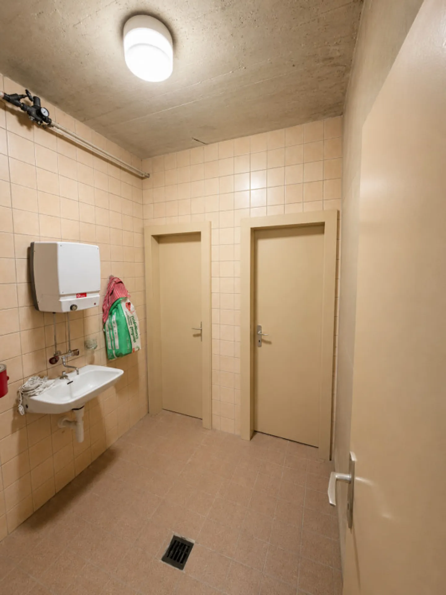 Espace Commercial Unique à Aigle - Photo 13 sur 13