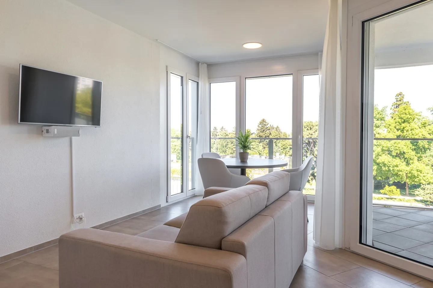 2,5-Zimmer-Wohnung - mit Balkon 10 Minuten vom Hauptbahnhof entfernt - Foto 4 von 8