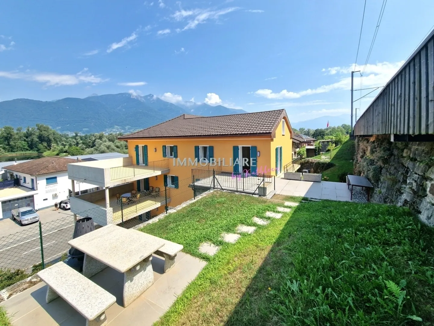 Appartamento in affitto - Foto 9 di 12