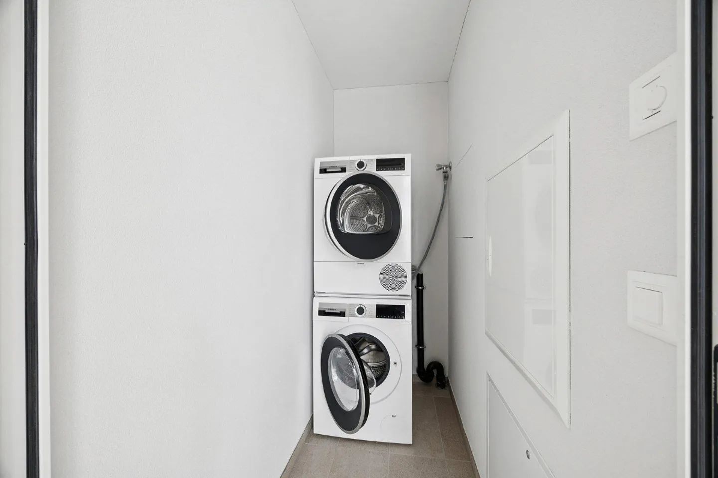 Moderne 2.5 Zimmerwohnung direkt am Bahnhof - Photo 6 of 6