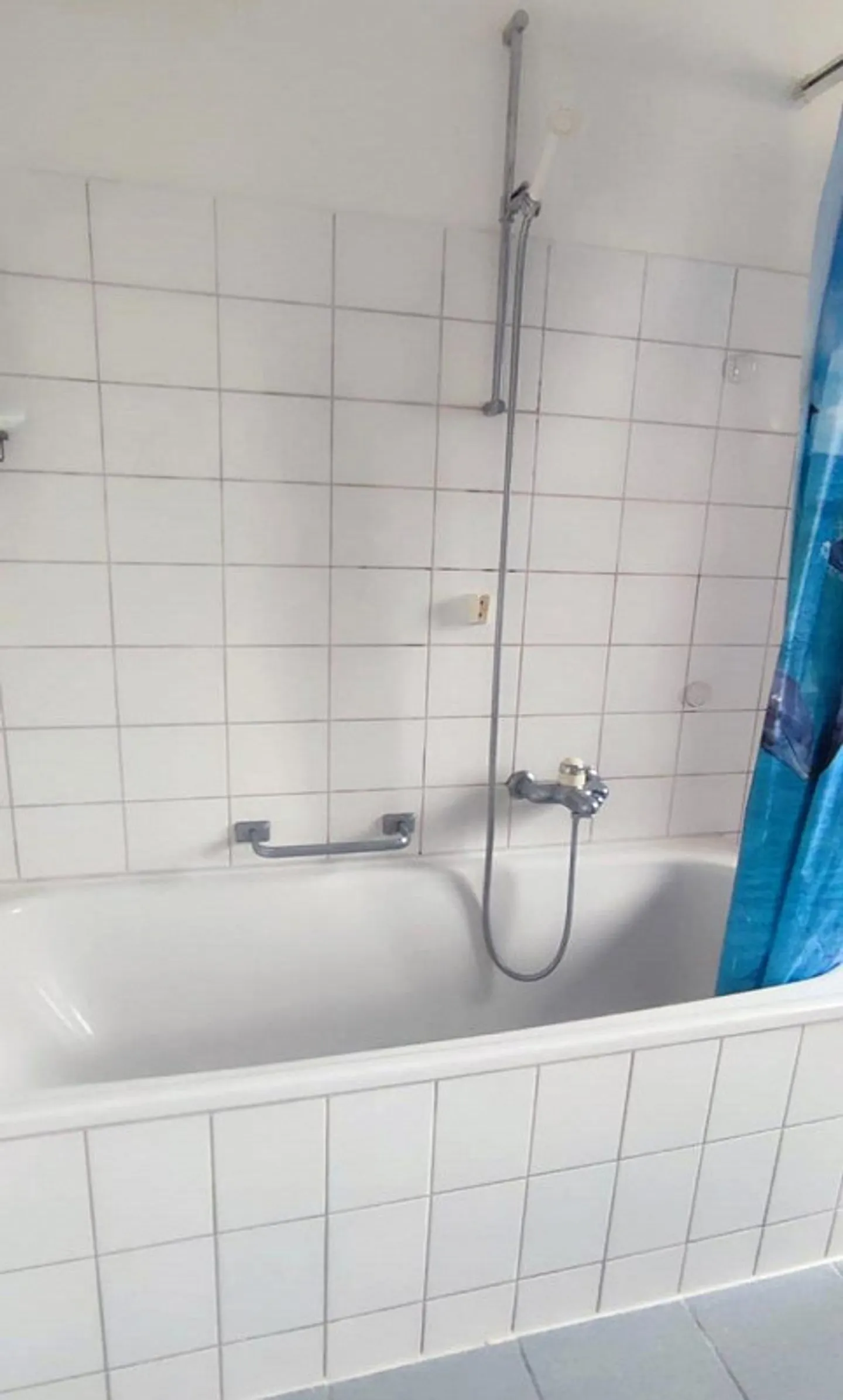 Recherche d'un nouveau locataire pour un appartement sous les toits au centre-ville ! - Photo 6 sur 8