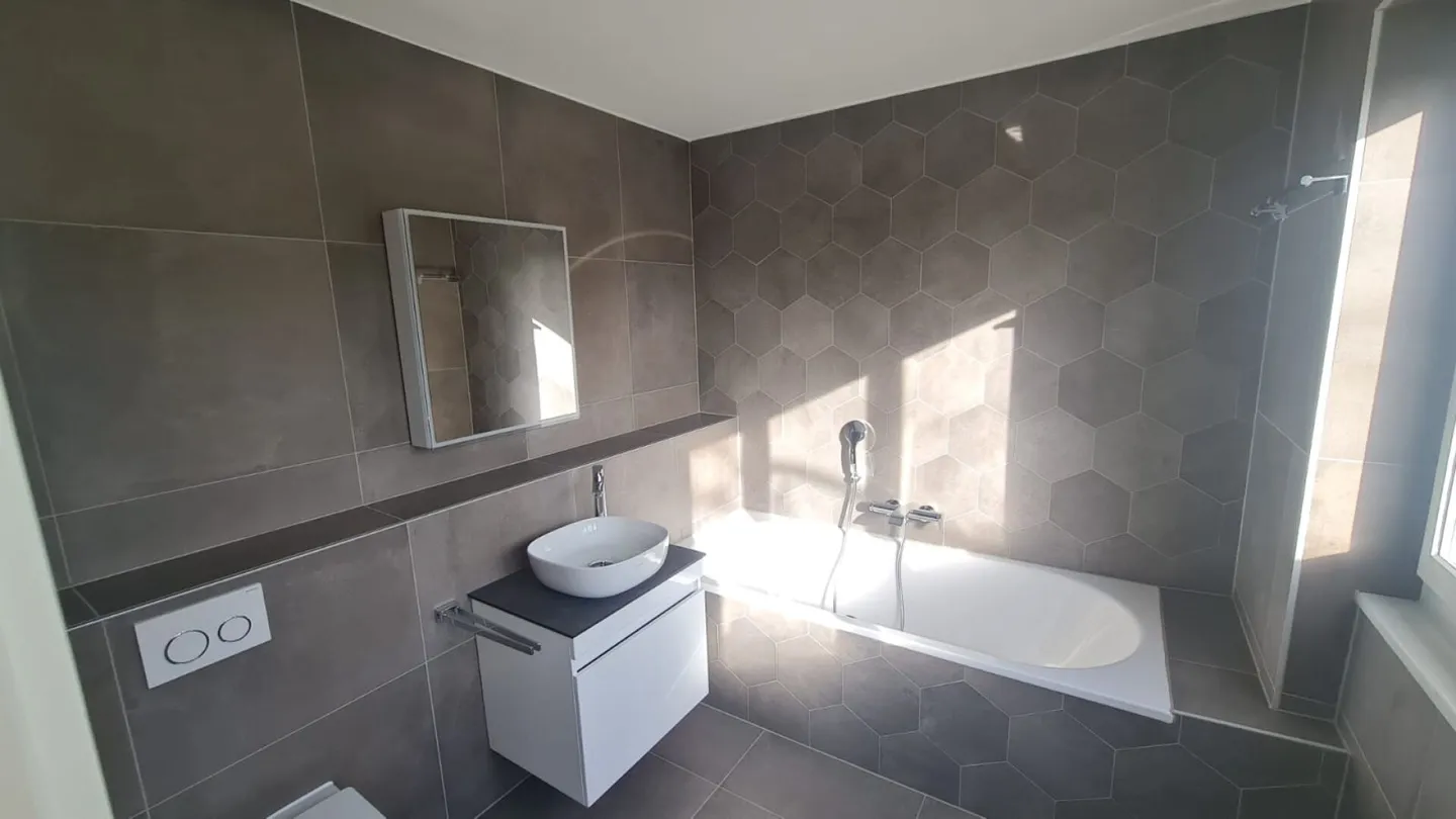 Elegant Duplex with Private Terrace - Photo 7 of 16