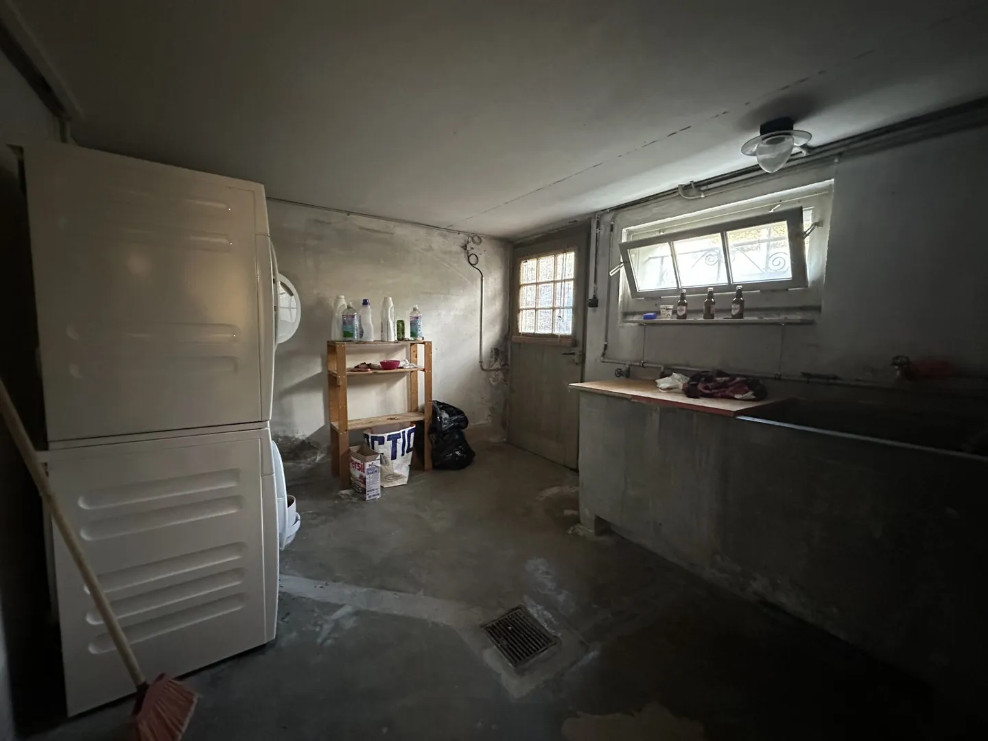 Individual Villa - 2 Apartments - Photo 17 of 21